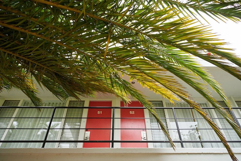 undefined The Phoenix Hotel 4