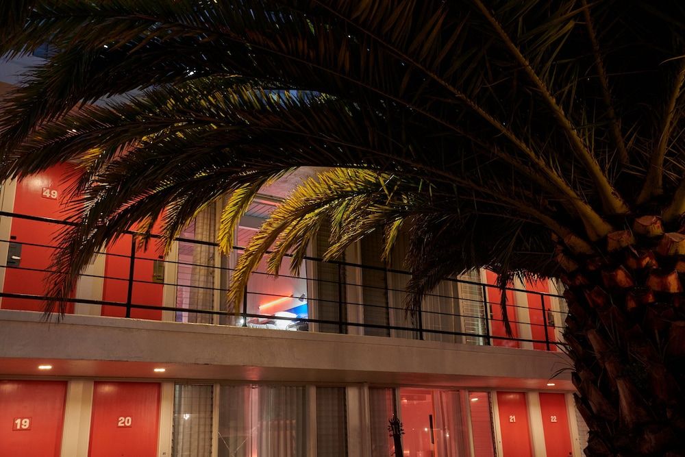 undefined The Phoenix Hotel 7