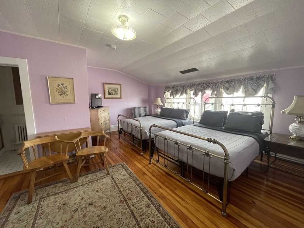 undefined The Holiday Chalet