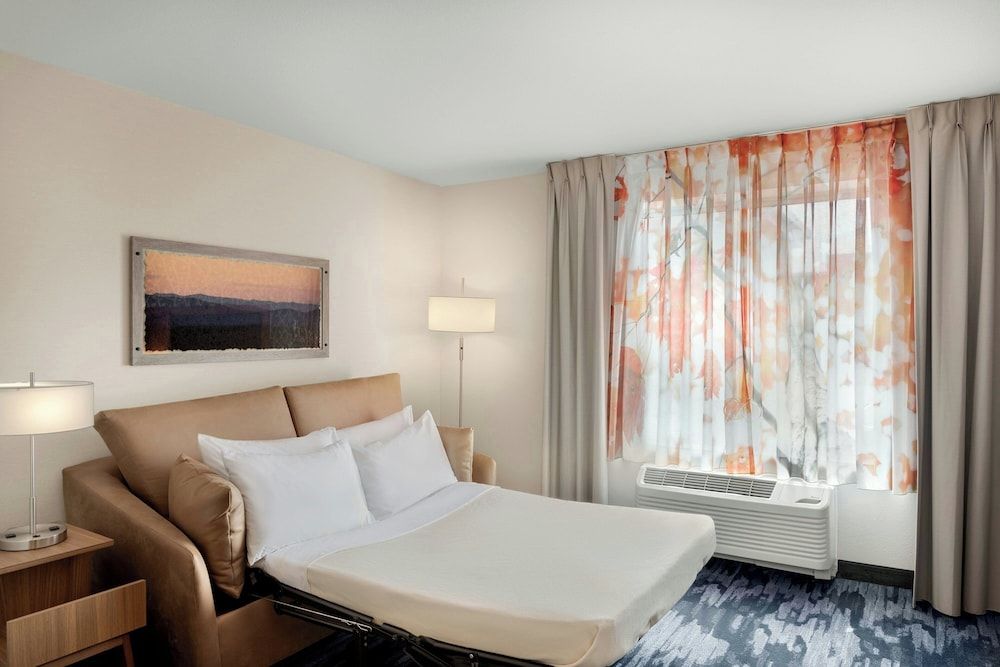 Studio Suite, 1 King Bed with Sofa bed, Corner