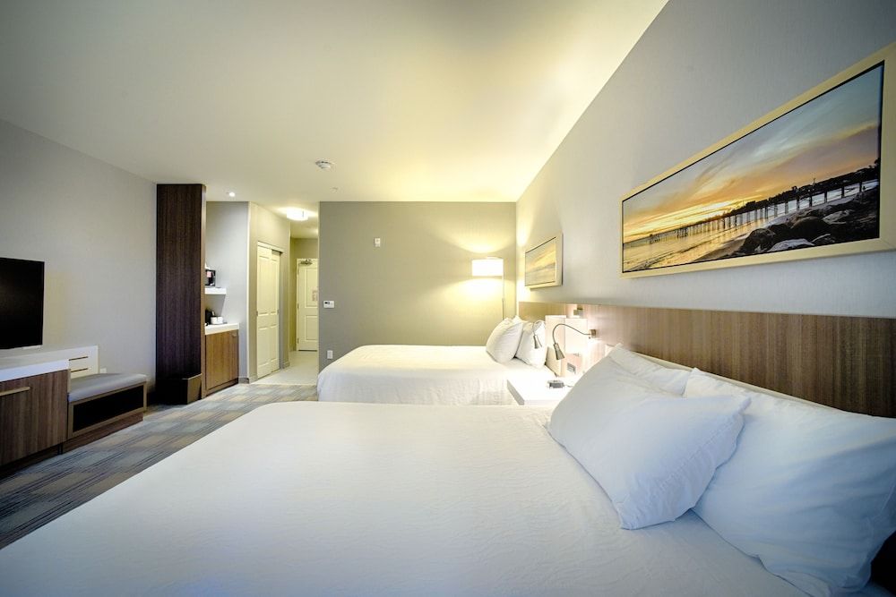 Room, 2 Queen Beds, Non Smoking