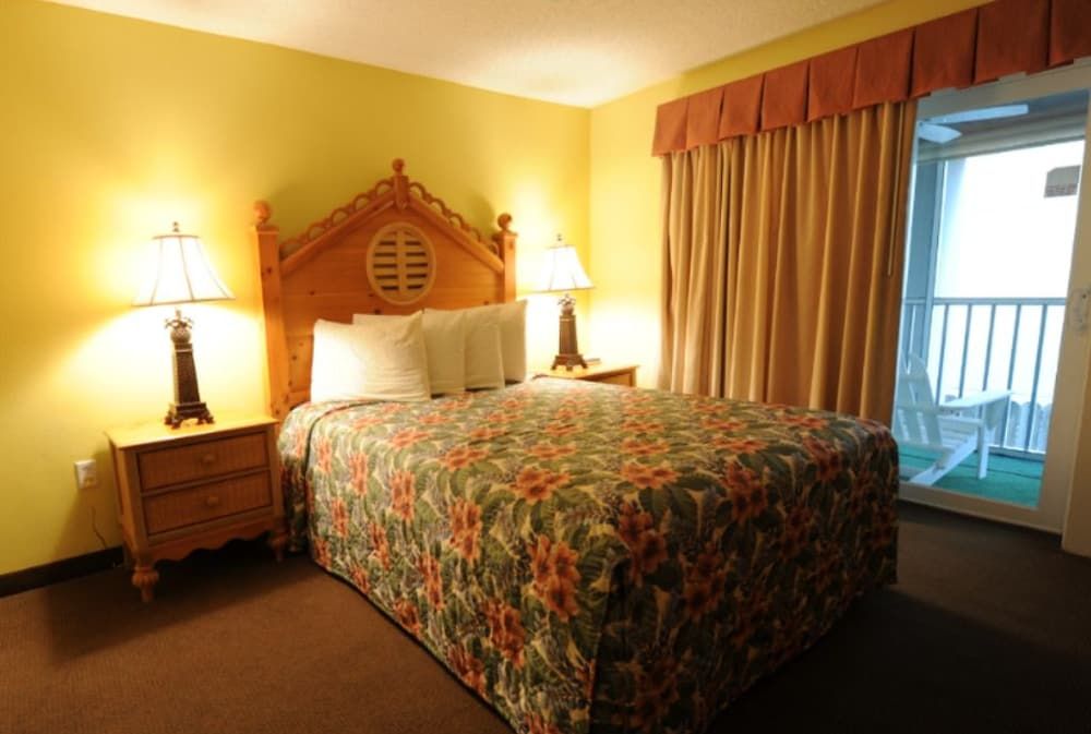 Condo, 2 Bedrooms