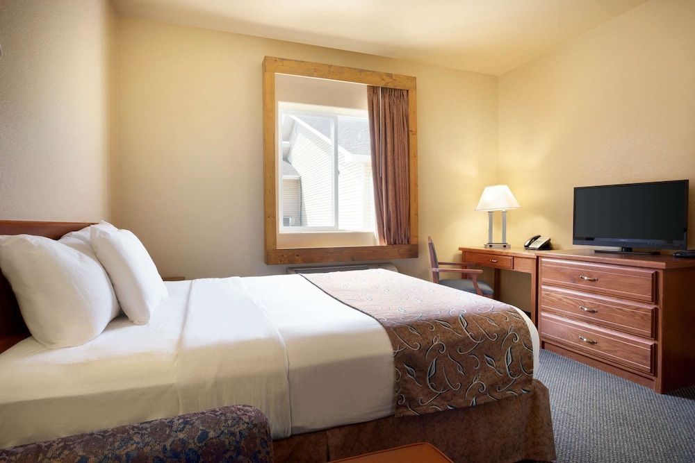 Room, 1 Queen Bed, Non Smoking