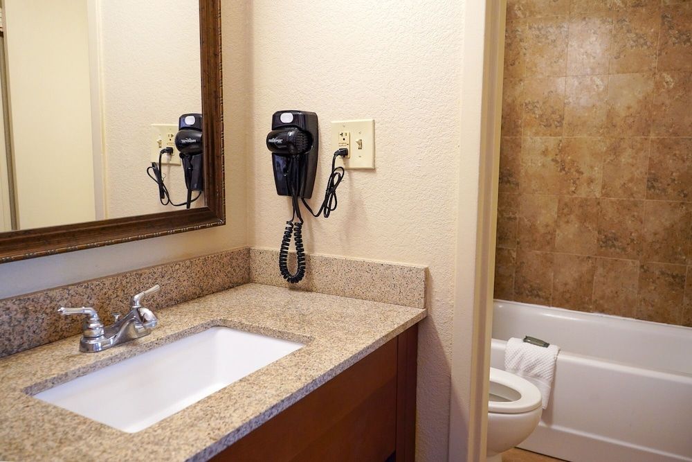 Rosen Inn International Deluxe Double Room, 2 Double Beds, Non Smoking 19