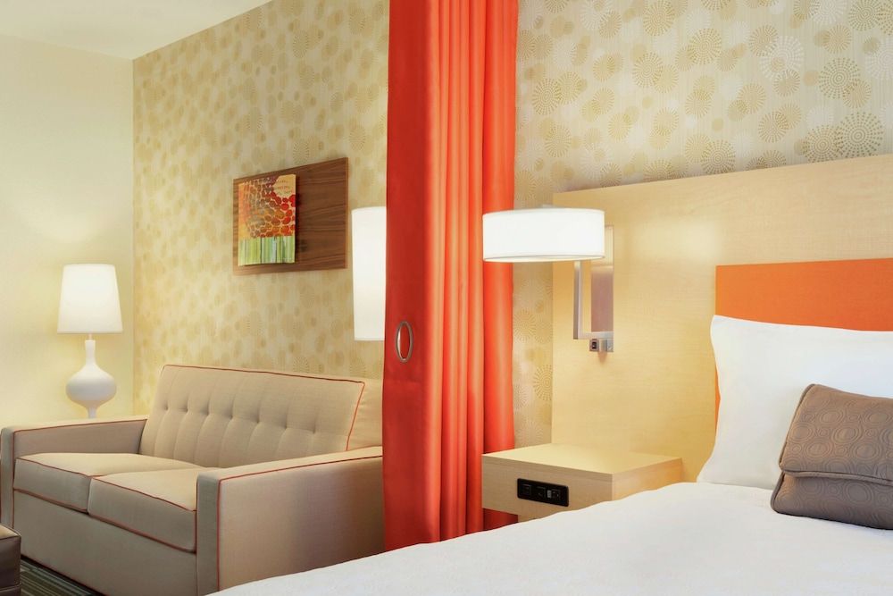 Studio, 1 Queen Bed, Accessible, Bathtub