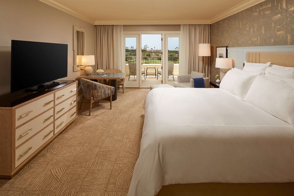 Room, 1 King Bed, Garden View
