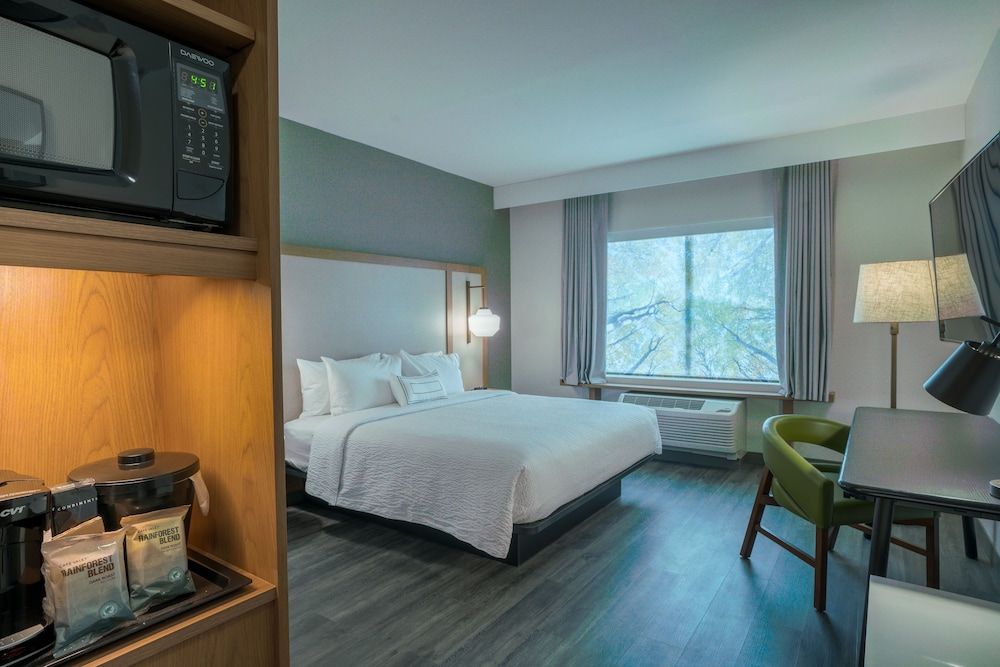 Room, 1 King Bed, Non Smoking