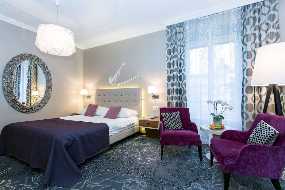 Hotel Schweizerhof Luzern Style Double Room City View