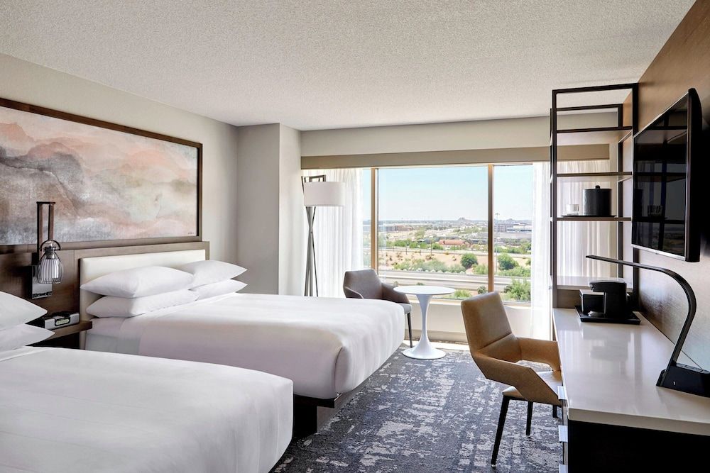 undefined Marriott Phoenix Airport 3