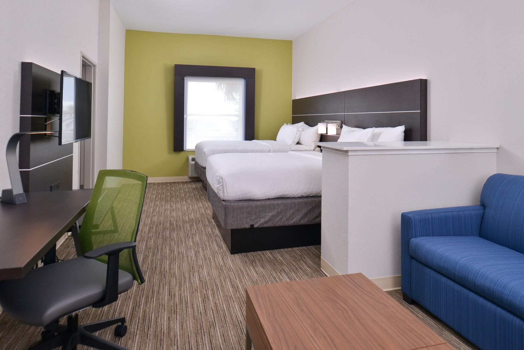 1 King 2 Queen 1 Bedroom Suite