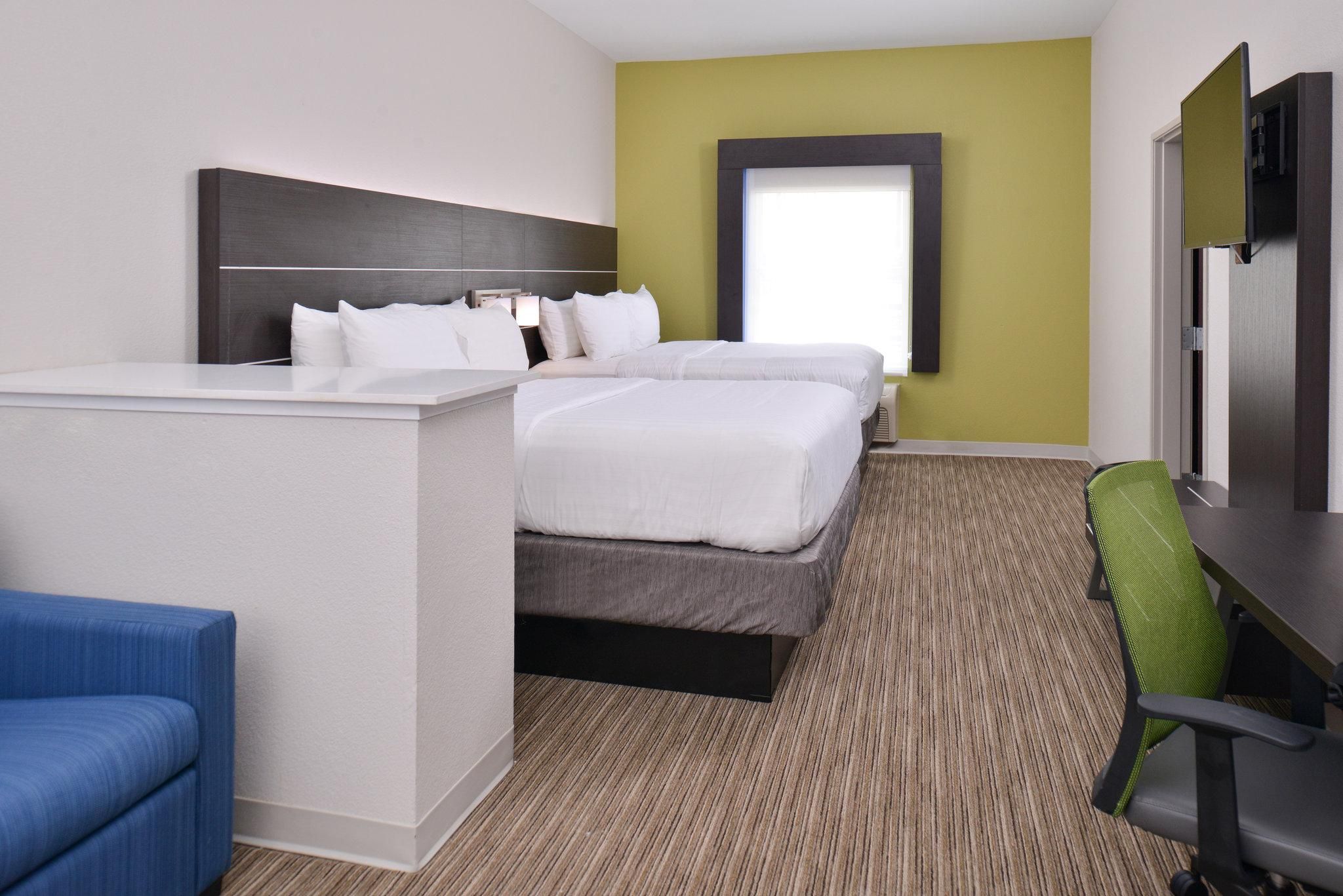 1 King 2 Queen 1 Bedroom Suite