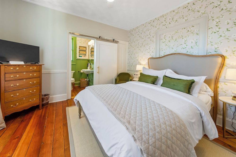 The Aerie Bed and Breakfast