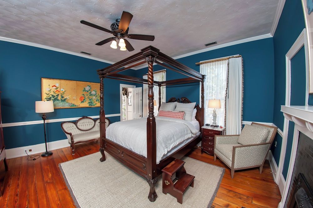 The Aerie Bed and Breakfast Deluxe Room, 1 Queen Bed, Private Bathroom (Magnolia Suite)