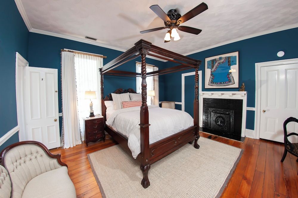 The Aerie Bed and Breakfast Deluxe Room, 1 Queen Bed, Private Bathroom (Magnolia Suite) 2