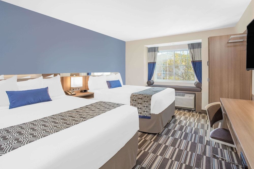 Studio Suite, 2 Queen Beds, Non Smoking