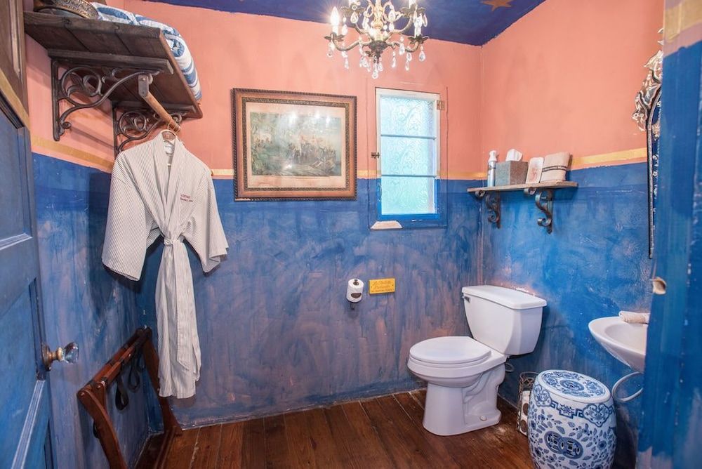 7F Lodge Classic Cabin, 1 Queen Bed, Jetted Tub (Spain) 11