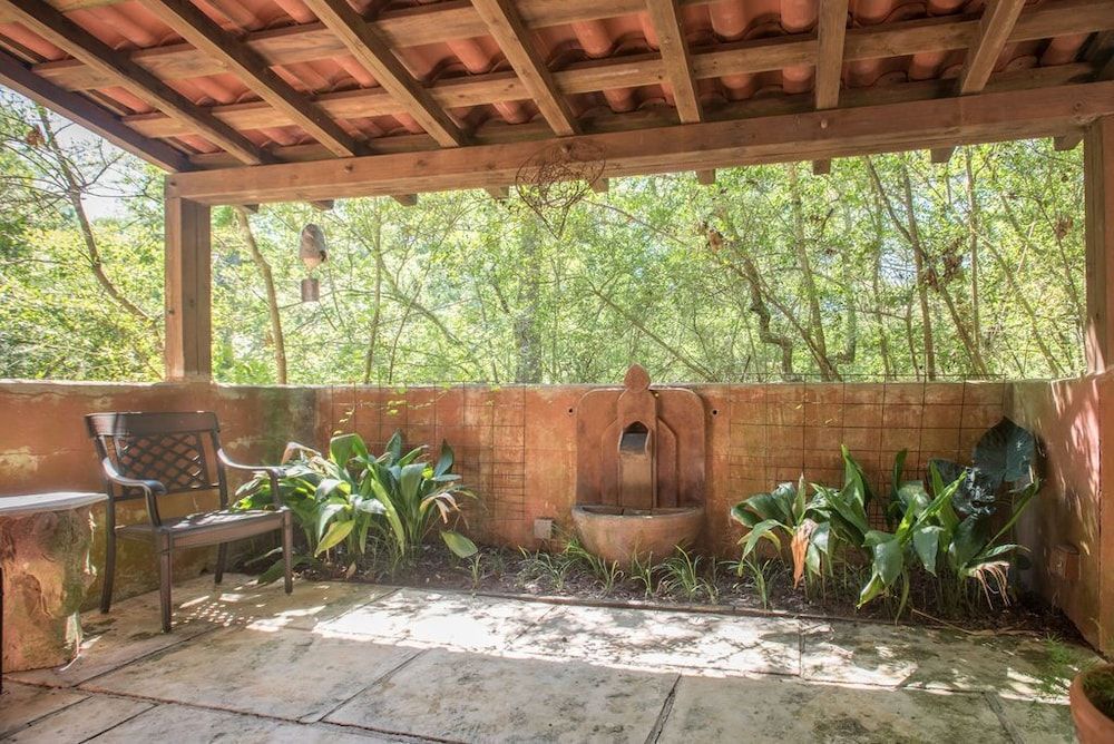 7F Lodge Classic Cabin, 1 Queen Bed, Jetted Tub (Spain) 8