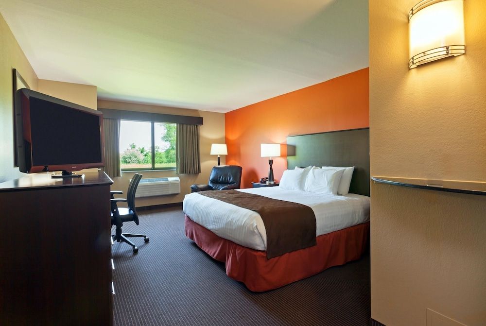 Room, 1 King Bed, Non Smoking