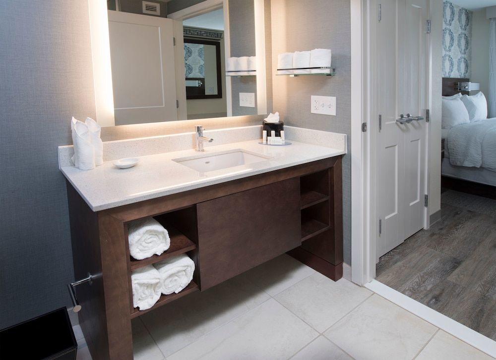 Suite, 1 Bedroom (Hearing Accessible)