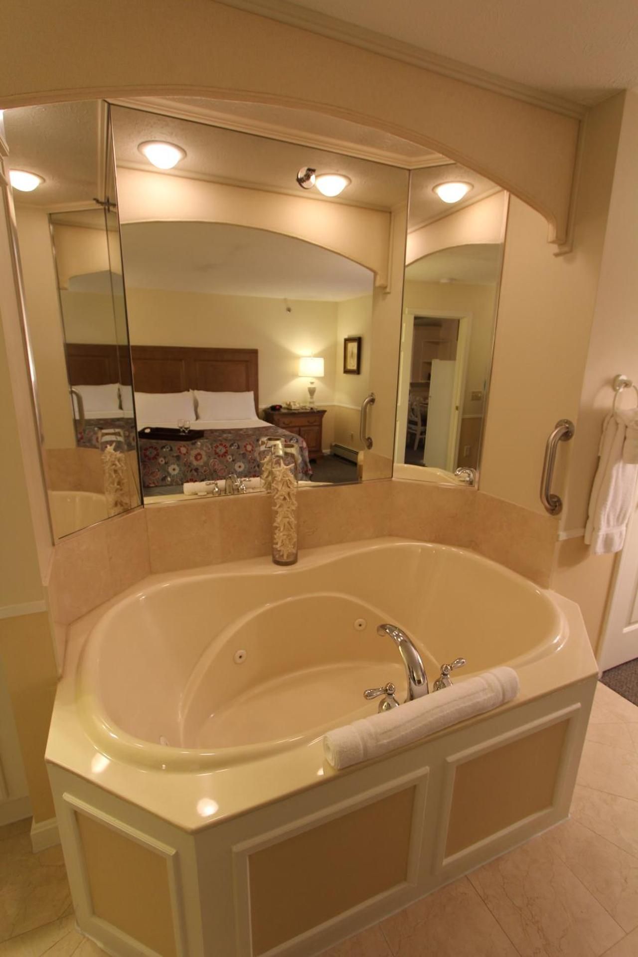 1 Bedroom Suite