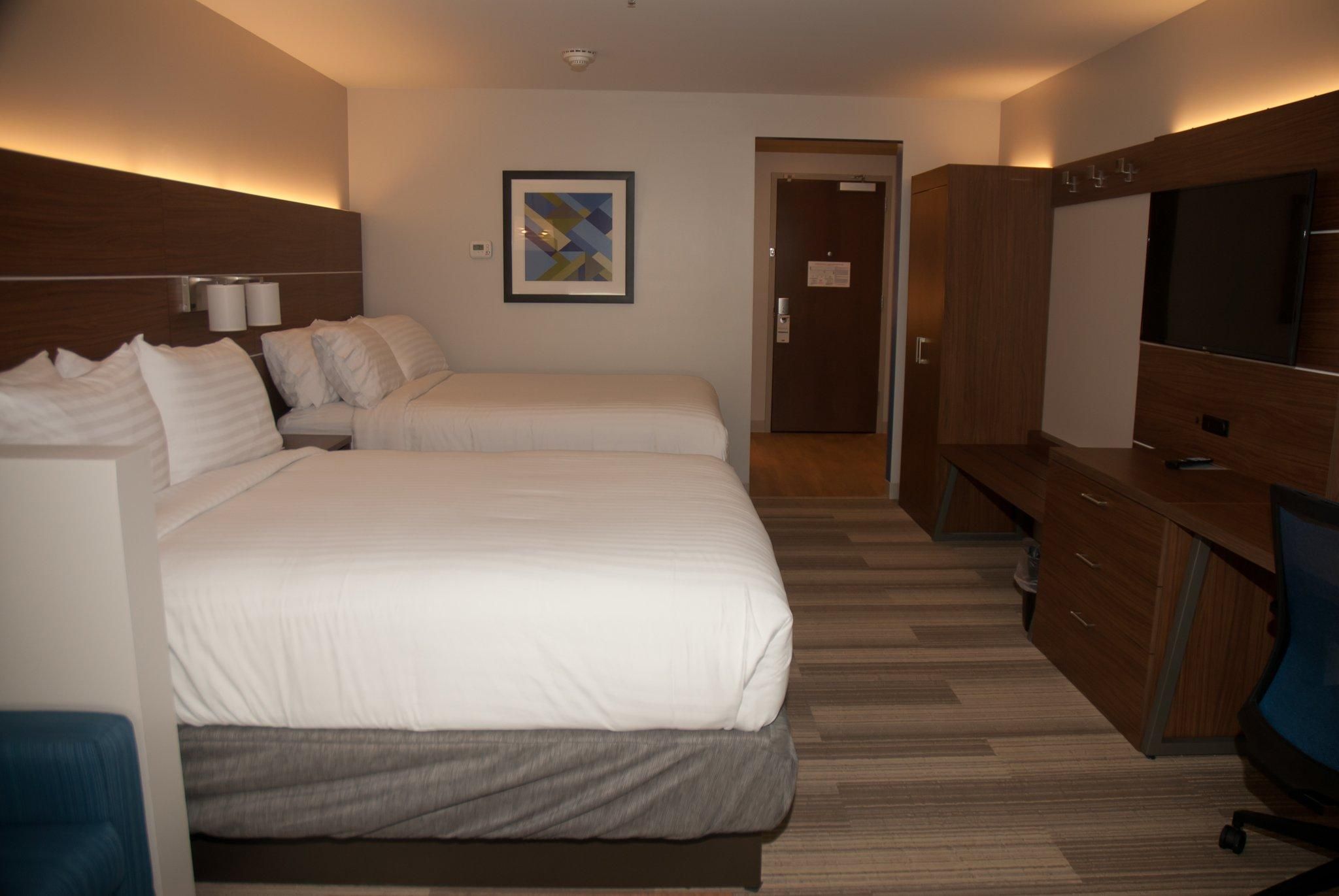 2 Bed Suite Non-smoking