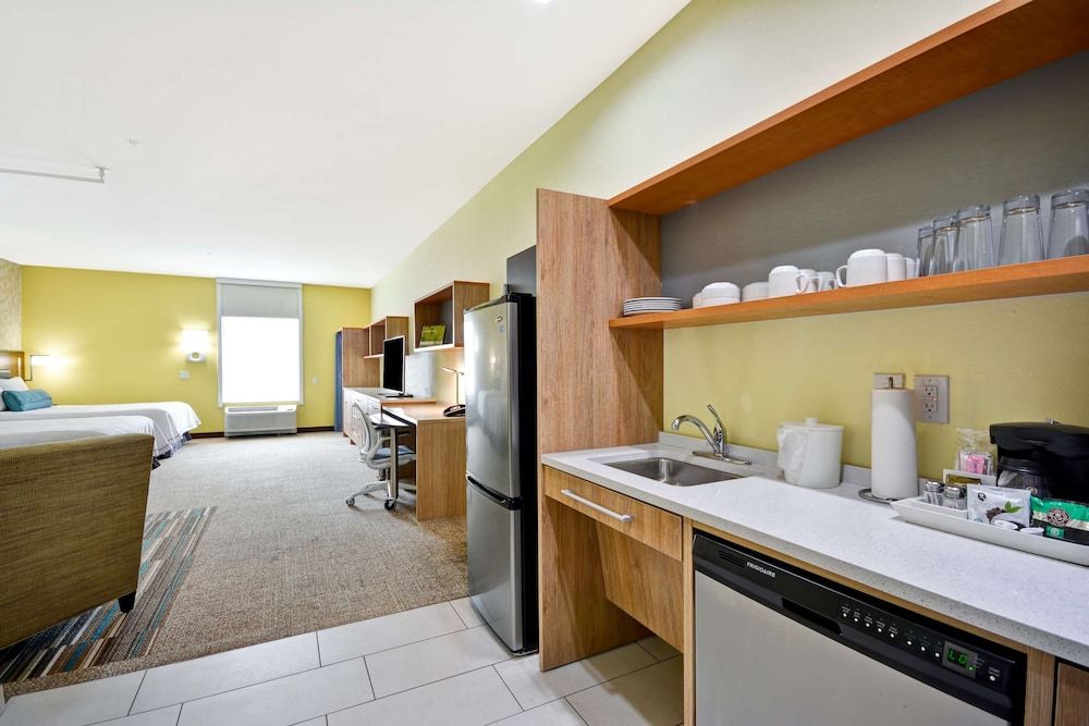 Studio, 1 King Bed, Accessible, Bathtub (Mobility & Hearing)