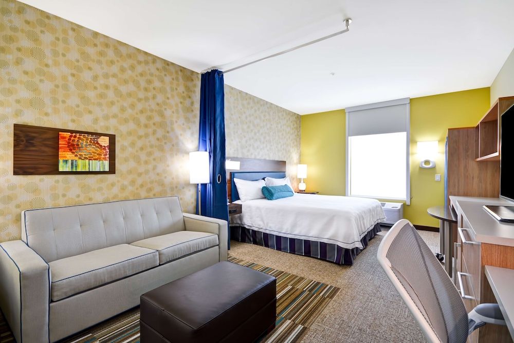 Studio Suite, 1 King Bed, Non Smoking