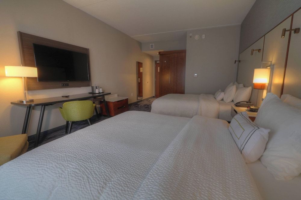 Suite, Multiple Beds