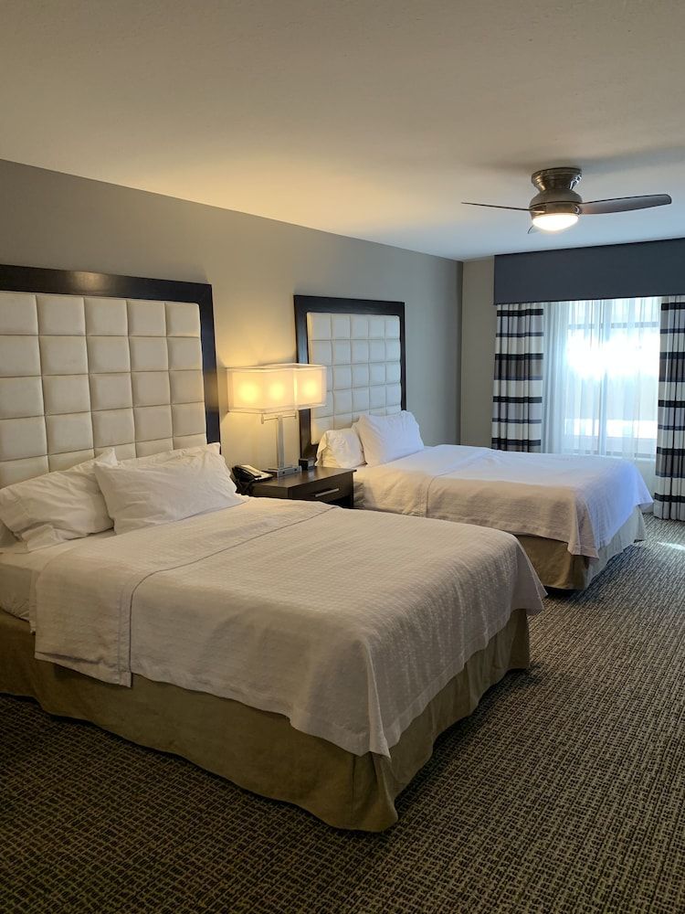 Suite, 2 Queen Beds, Accessible, Non Smoking (Tub)