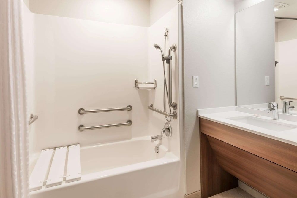 Room, 1 Queen Bed, Accessible, Non Smoking