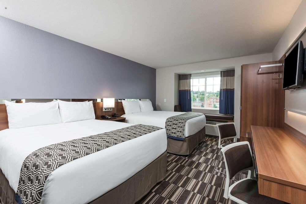 Room, 2 Queen Beds, Non Smoking