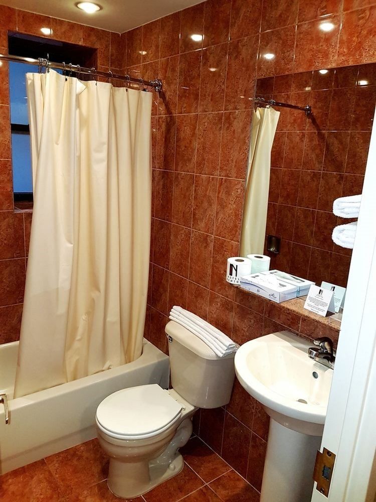 undefined Hotel Newton 7