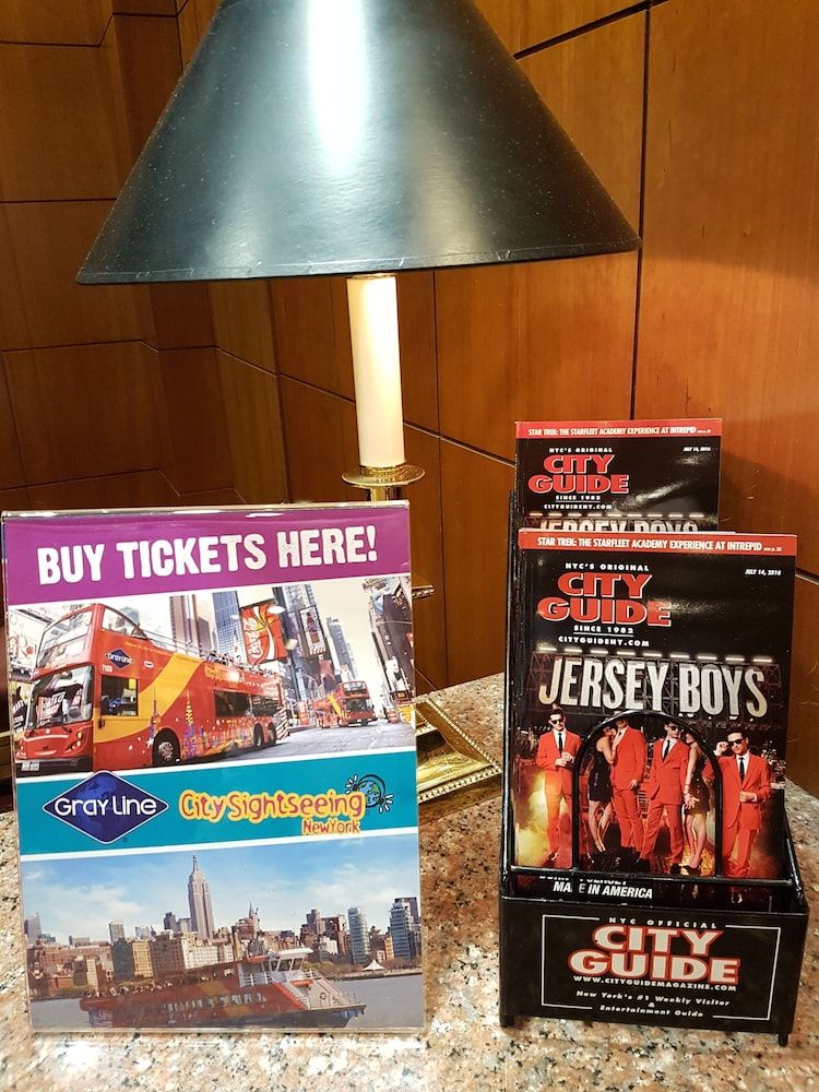 undefined Hotel Newton 10