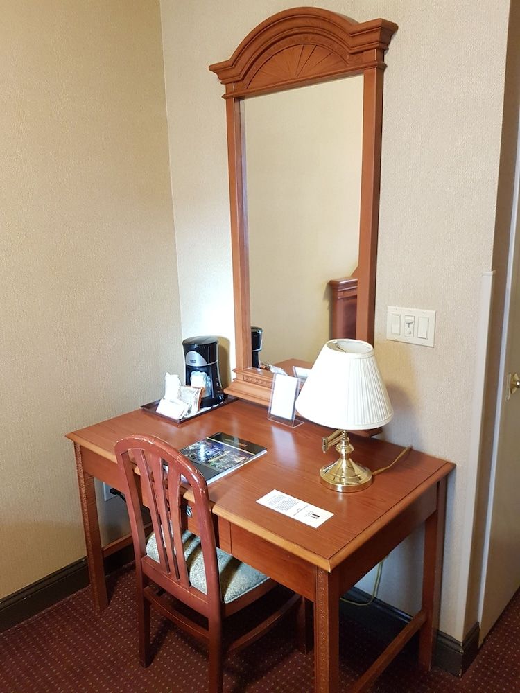 undefined Hotel Newton 6