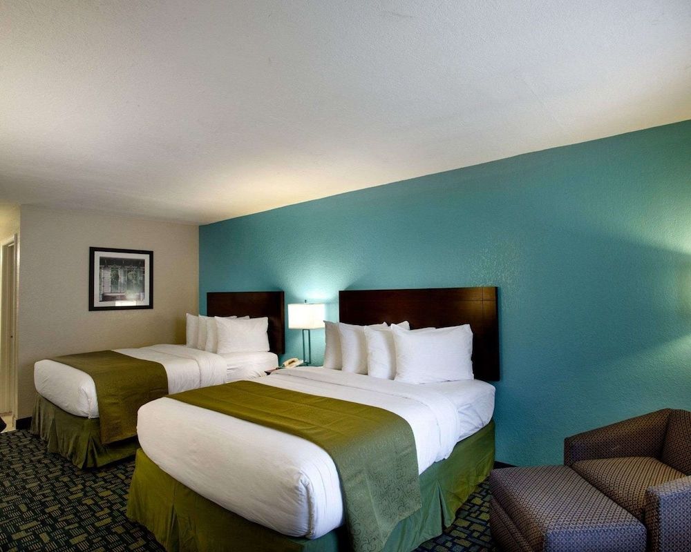 Standard Room, 2 Queen Beds, Non Smoking