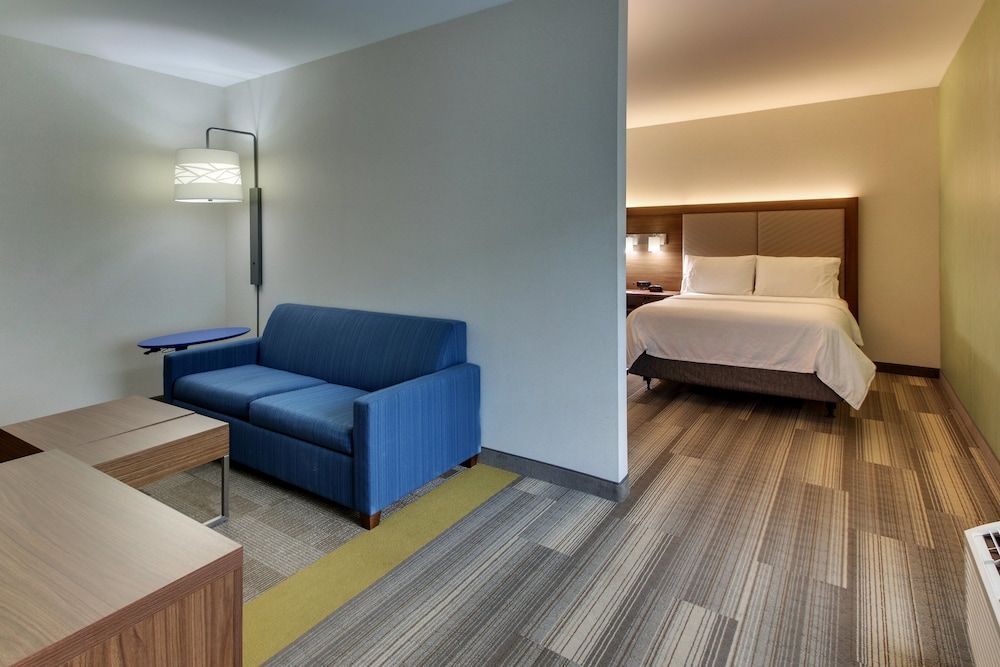 Suite, Multiple Beds