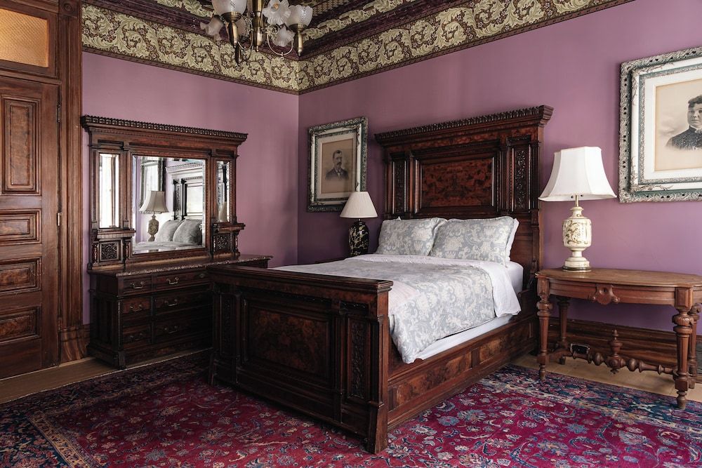 Deluxe Double Room, Private Bathroom (Isadora Duncan Room)