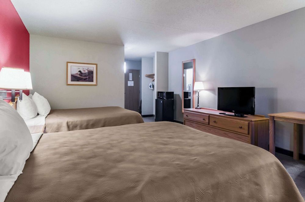 Standard Room, 2 Queen Beds, Non Smoking