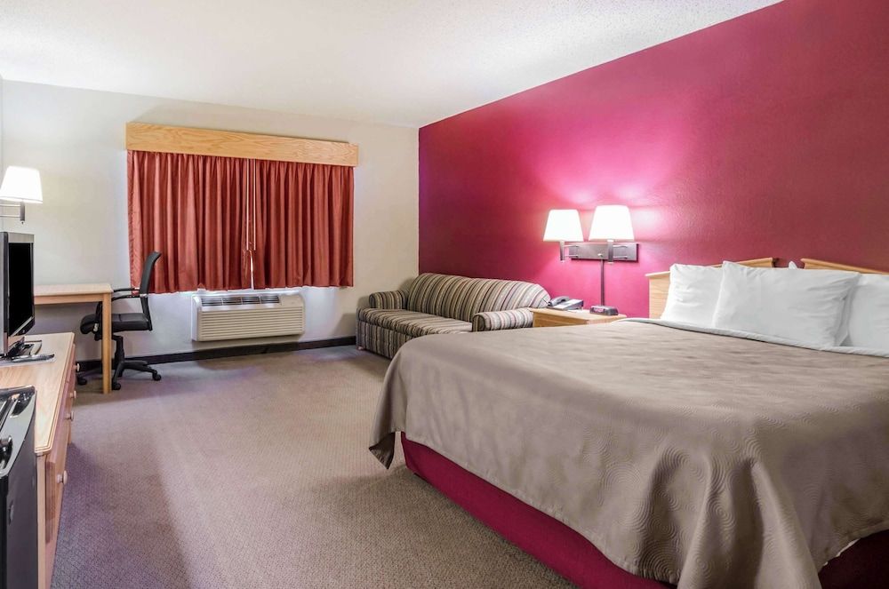Standard Room, 1 Queen Bed with Sofa bed, Non Smoking