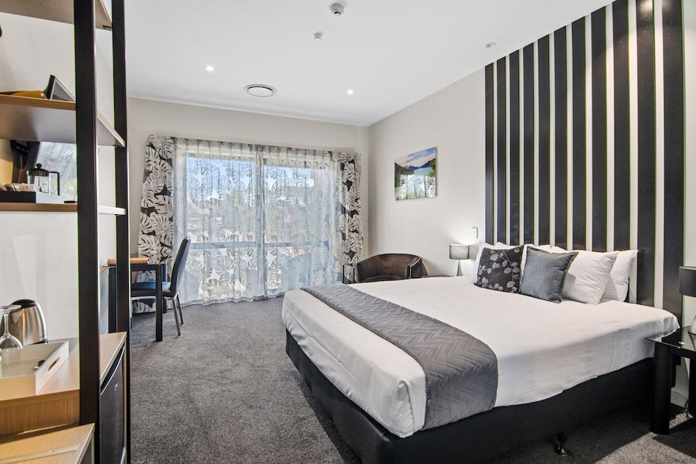 Riverside Hotel Marlborough Executive - Queen 2