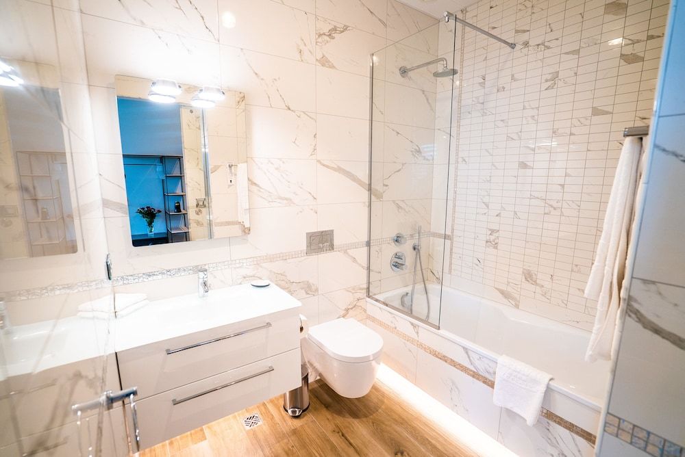 Hotel Keflavik by Reykjavik Keflavik Airport Family Room 5