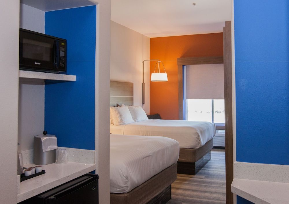 Standard Room, 2 Queen Beds