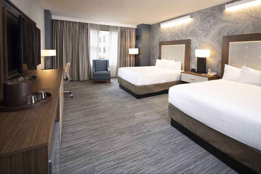 Mountain Deluxe Room 2 Queens Non Smoking