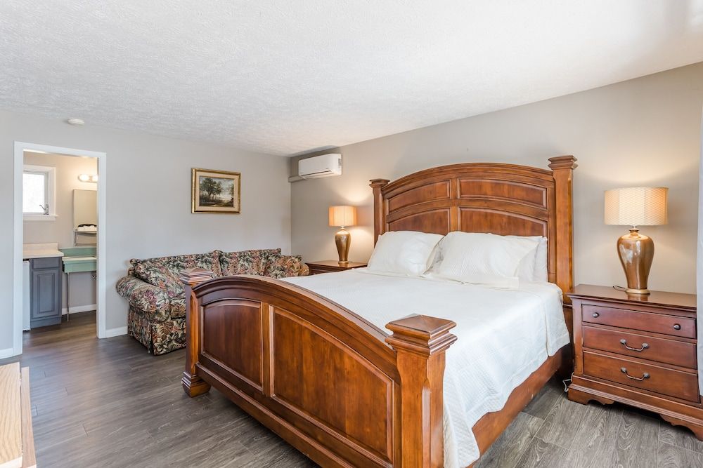 Echo Mountain Inn Little Echo Room 301 3