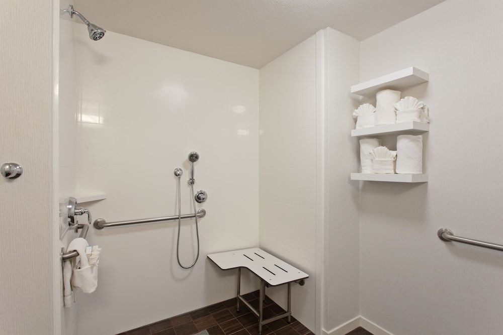 undefined Hampton Inn Santa Cruz 10