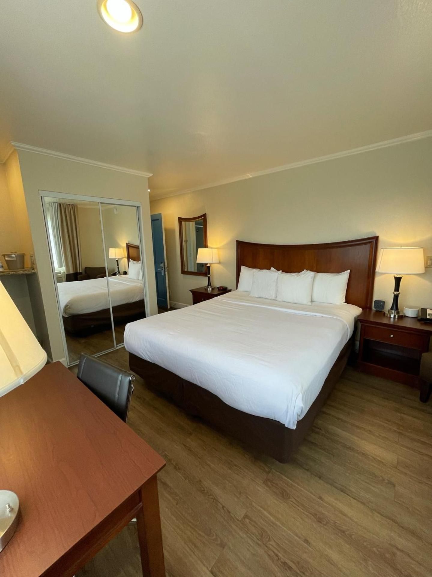 undefined Blu Pacific Hotel 4