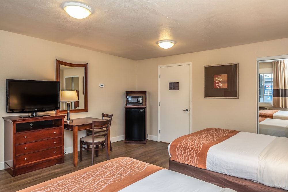 undefined Blu Pacific Hotel 10