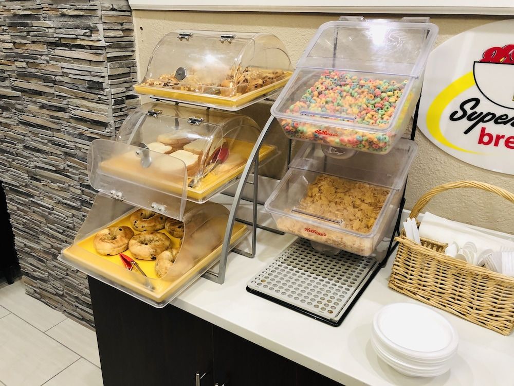 undefined The Inn & Suites SW Omaha 9