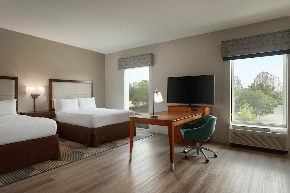 Studio, 2 Queen Beds, Non Smoking, Refrigerator & Microwave