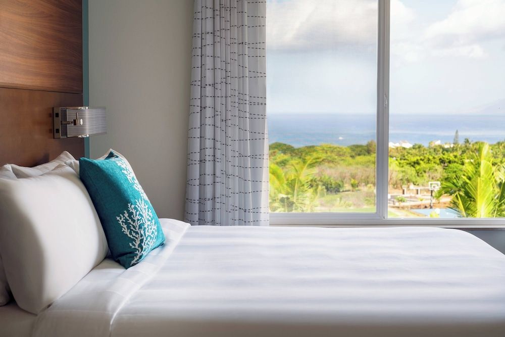 Suite, 1 Bedroom, Hearing Accessible, Kitchen (Balcony)